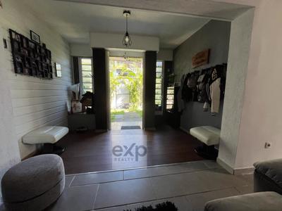 Maison - 127 m² - 5 pièces