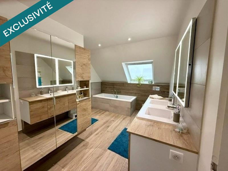 Maison - 209 m² - 6 pièces