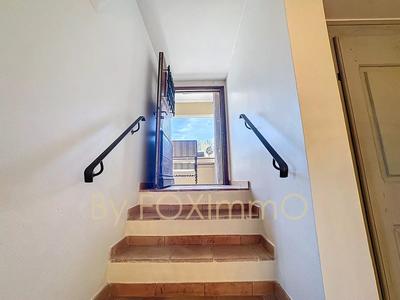 Propriété - 653 m² - 28 pièces