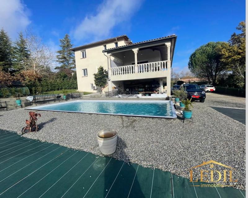 Maison d'architecte - 205 m² - 7 pièces