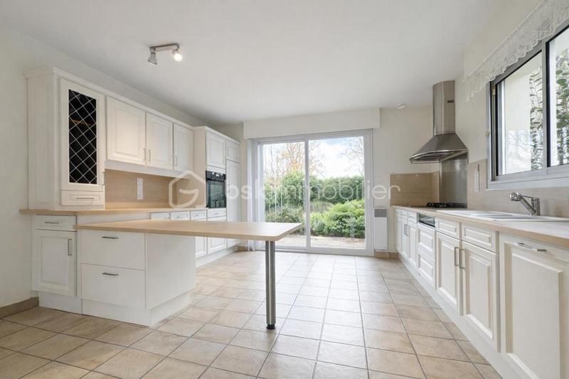 Maison - 138 m² - 6 pièces