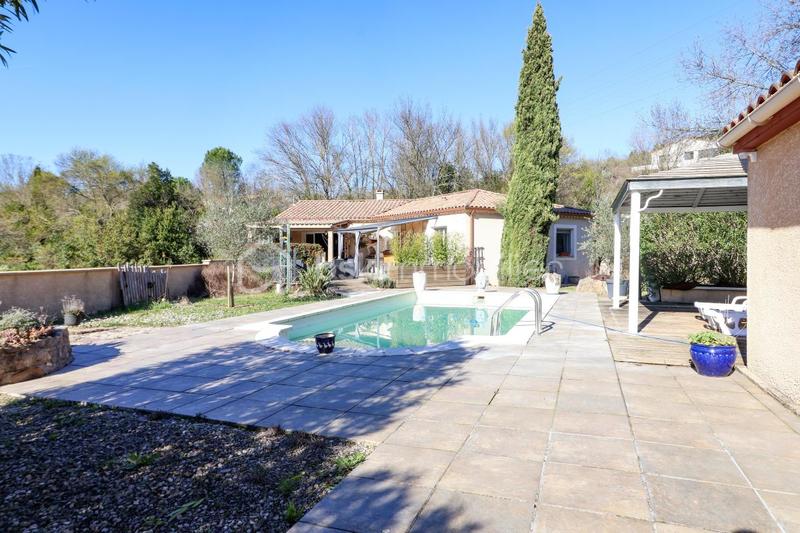 Villa - 192 m² - 6 pièces