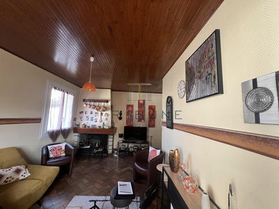 Maison de village - 90 m² - 3 pièces