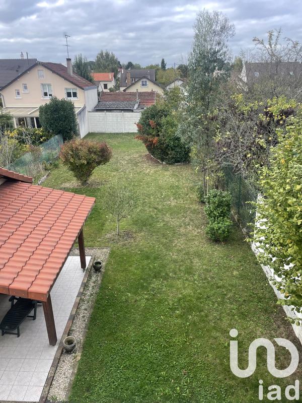 Maison - 93 m² - 5 pièces