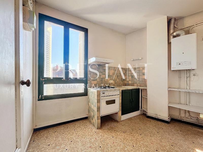 Appartement - 85 m² - 4 pièces