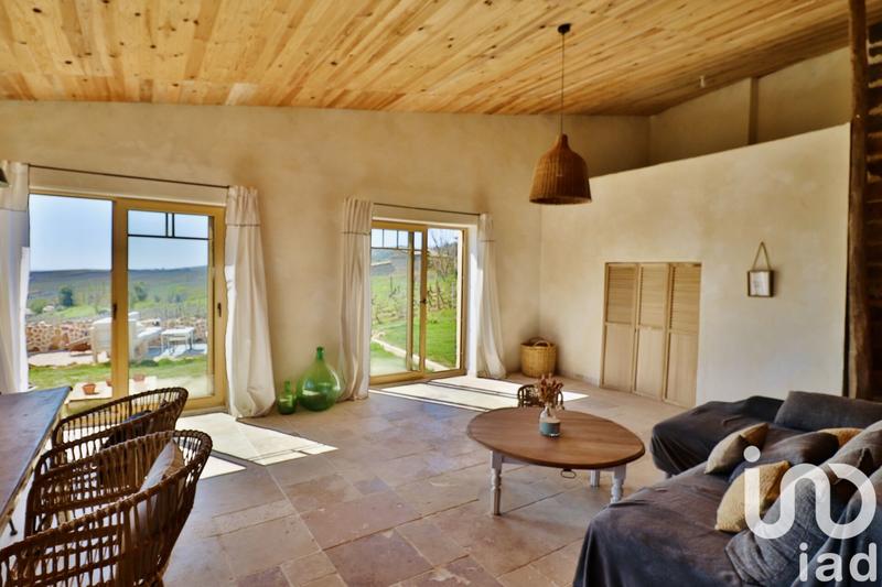 Maison - 198 m² - 8 pièces