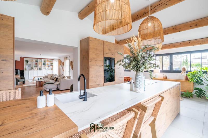 Maison - 175 m² - 5 pièces