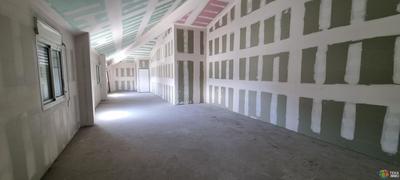 Bureau - 170 m² - 2 pièces