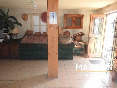 Maison - 120 m² - 10 pièces