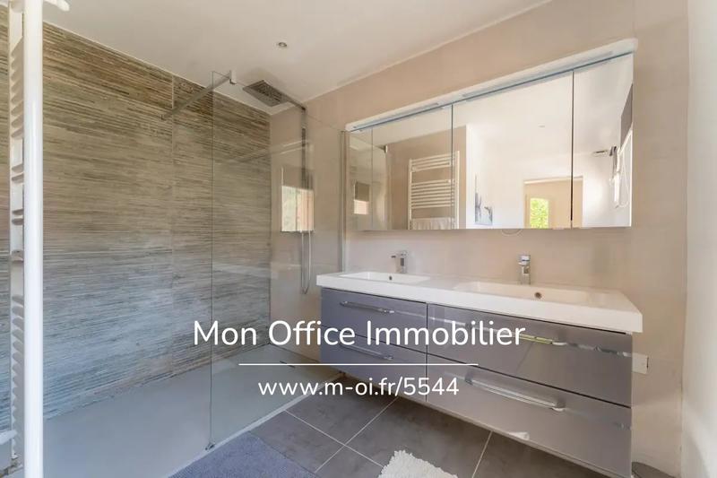 Villa - 310 m² - 5 pièces