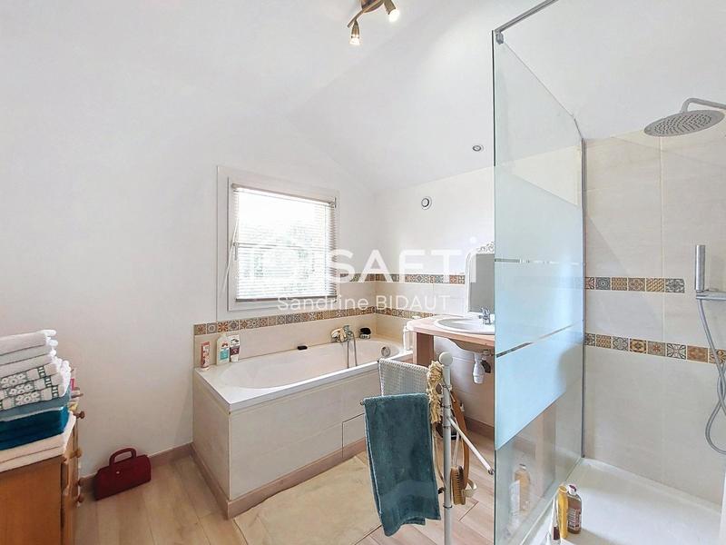 Maison - 191 m² - 6 pièces