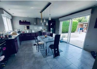 Maison - 106 m² - 4 pièces