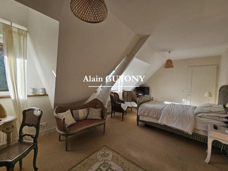 Maison ancienne - 190 m² - 6 pièces