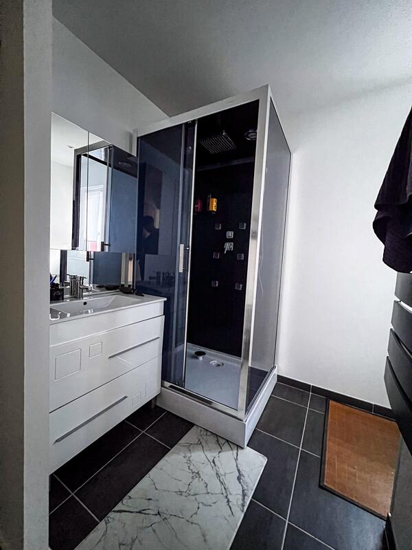 Immeuble - 1 300 m²