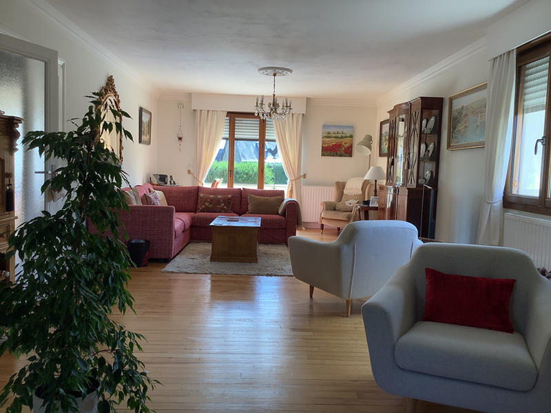 Maison - 152 m² - 8 pièces