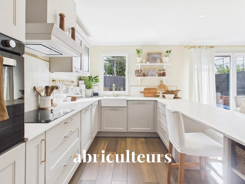 Maison - 106 m² - 5 pièces