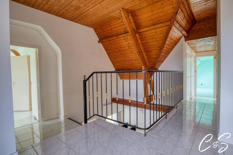 Maison ancienne - 193 m² - 7 pièces
