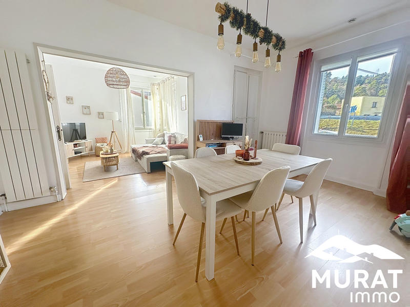 Maison - 102 m² - 5 pièces