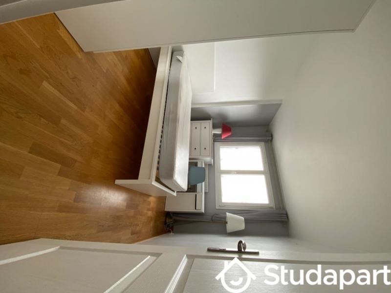 Chambre - 11 m² - 1 pièce