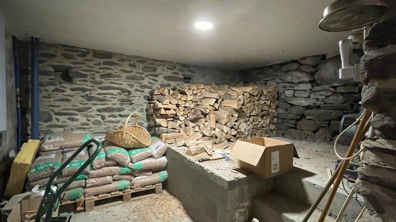 Maison en pierre - 274 m² - 8 pièces