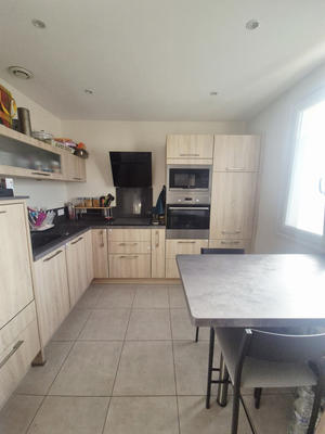 Maison - 87 m² - 4 pièces