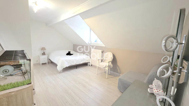 Maison - 110 m² - 4 pièces