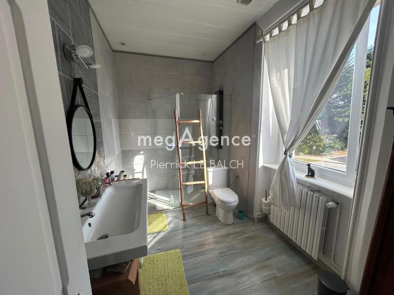 Maison - 127 m² - 8 pièces