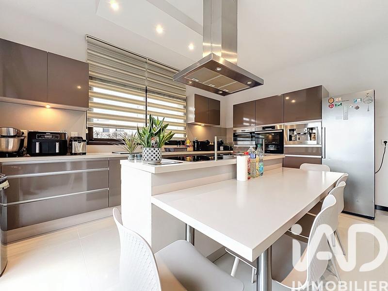 Maison - 150 m² - 6 pièces