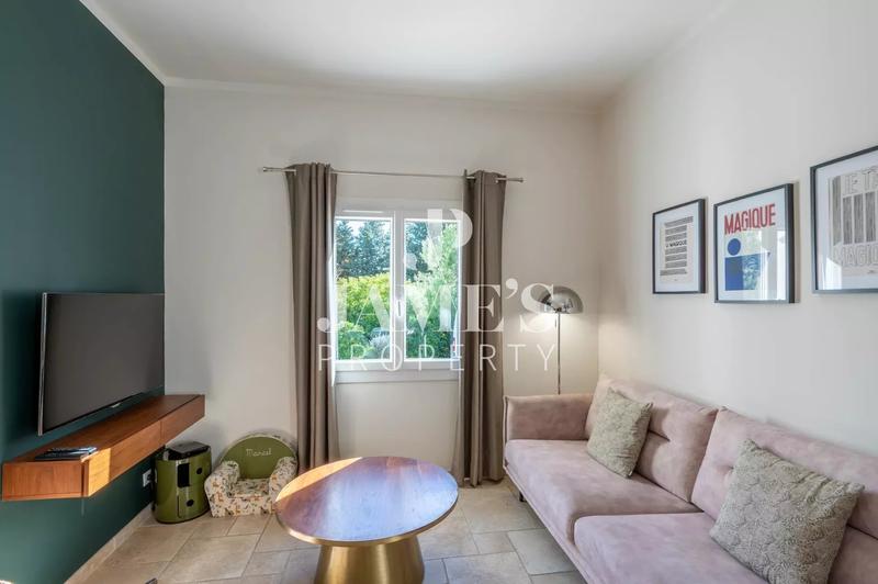 Maison - 158 m² - 6 pièces