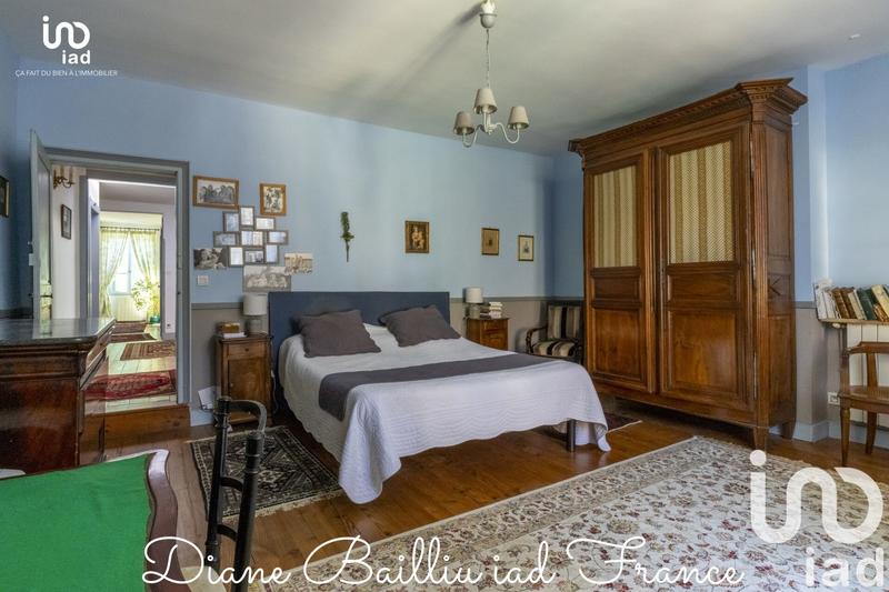 Maison de ville - 341 m² - 10 pièces