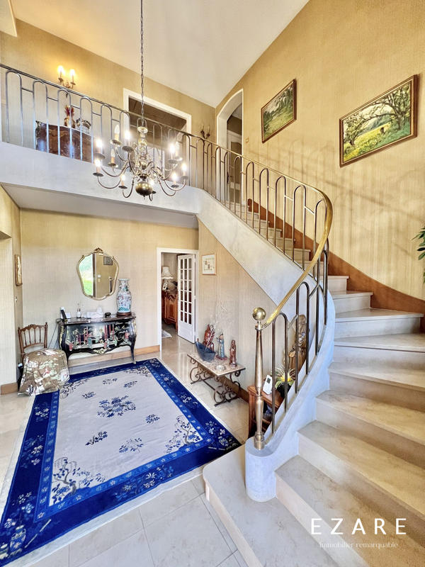 Maison - 166 m² - 6 pièces