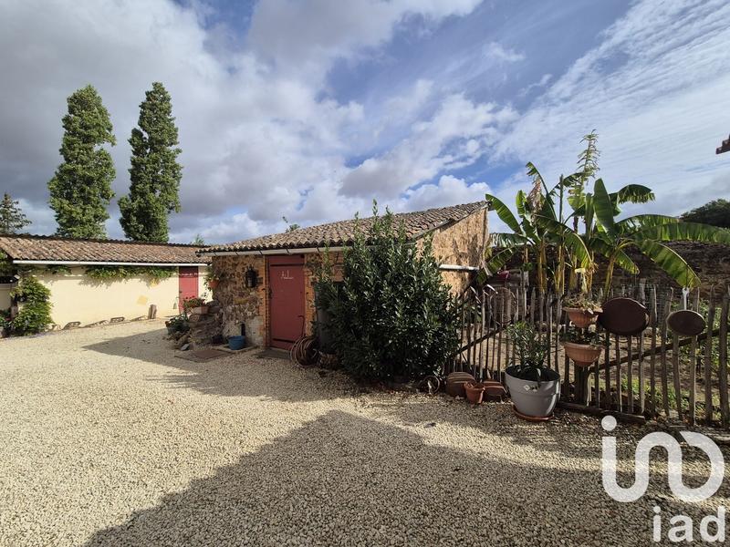 Maison - 227 m² - 6 pièces