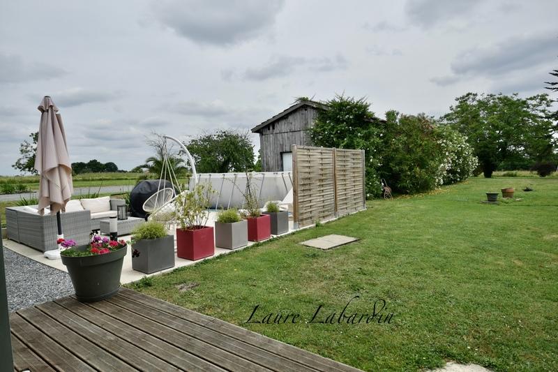 Maison - 300 m² - 9 pièces