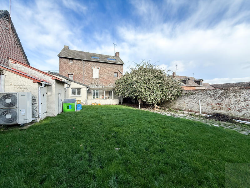 Maison - 166 m² - 6 pièces