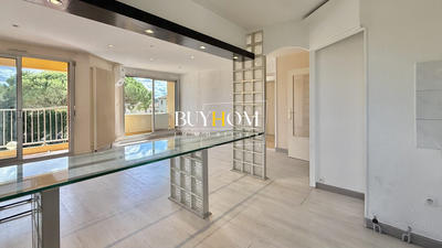 Appartement - 88 m² - 4 pièces