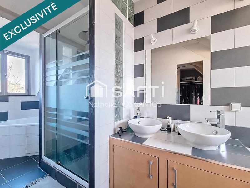 Maison - 115 m² - 5 pièces