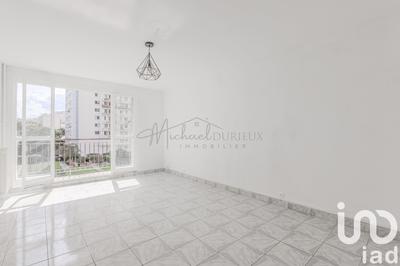 Appartement - 90 m² - 5 pièces