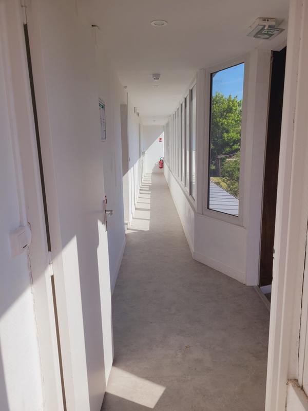 Château - 1 327 m² - 50 pièces