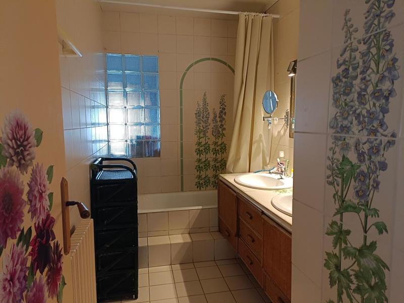 Maison - 97 m² - 3 pièces