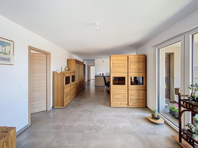 Appartement - 100 m² - 4 pièces