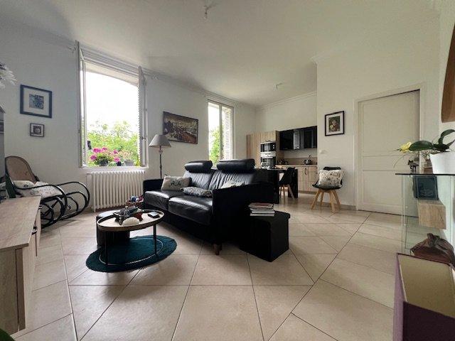 Appartement - 61 m² - 2 pièces