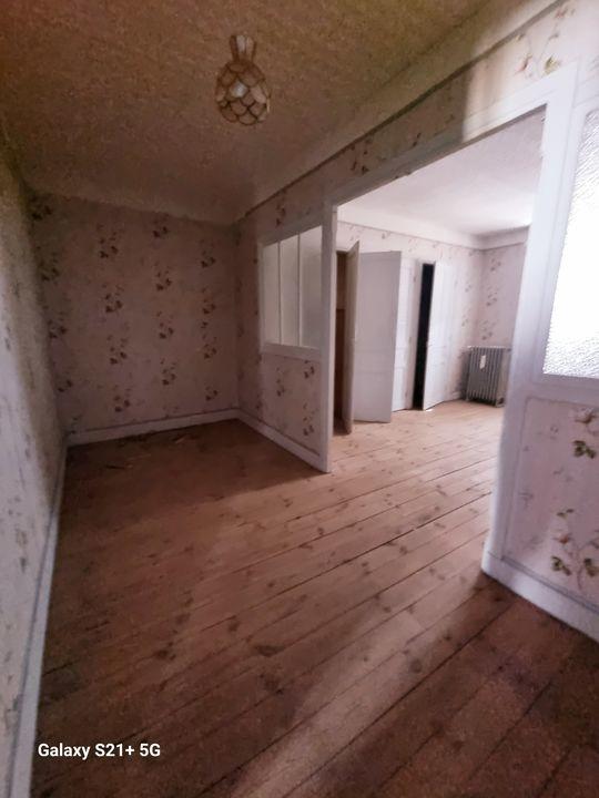 Maison de village - 250 m² - 10 pièces