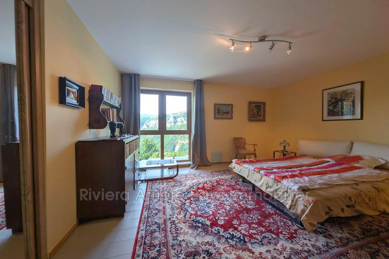 Maison - 142 m² - 5 pièces