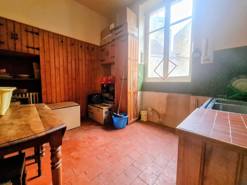 Maison - 227 m² - 10 pièces
