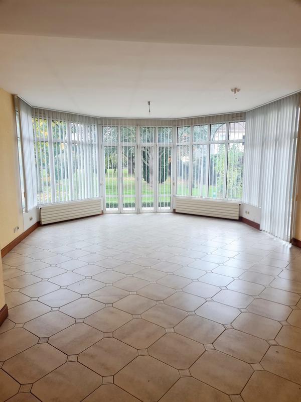 Maison - 174 m² - 6 pièces