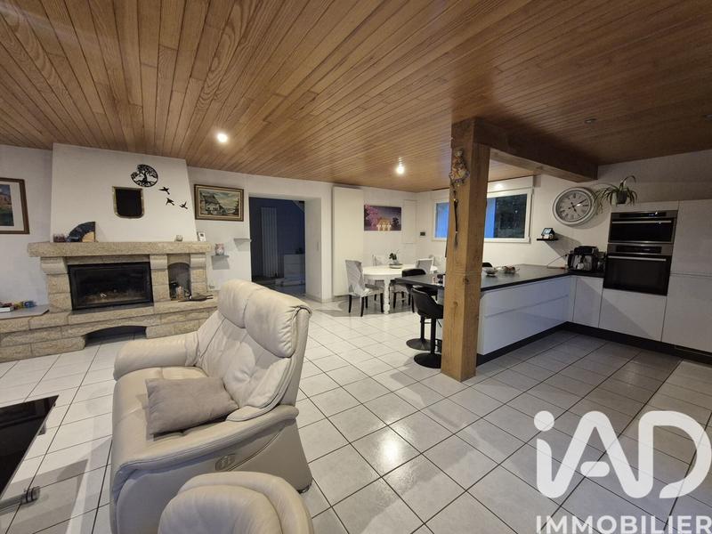 Maison - 177 m² - 6 pièces