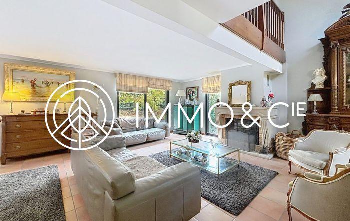 Maison - 165 m² - 6 pièces