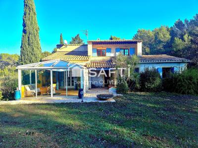 Villa - 146 m² - 6 pièces