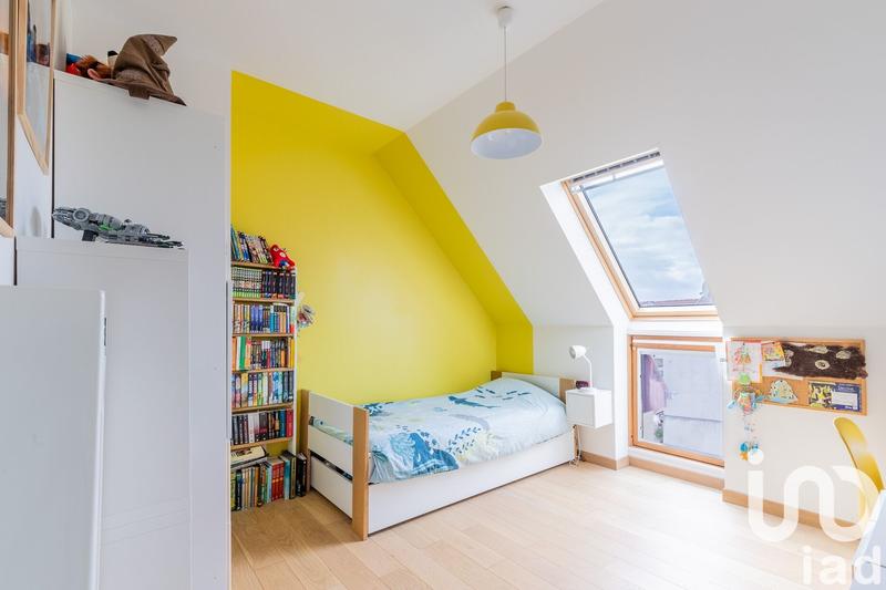 Appartement - 93 m² - 4 pièces