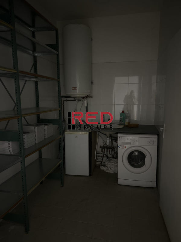 Local commercial - 140 m²